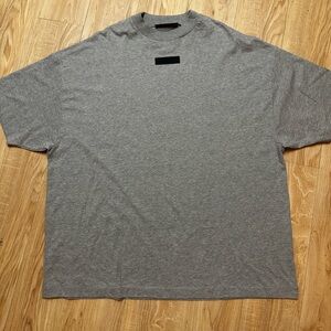 Essentials fear of god grey T-shirt
